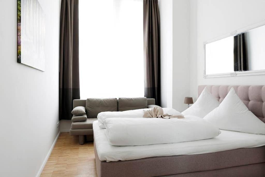 Sc 06 By Rockchair Apartments L Superhost Status L 4 Bedrooms Boxspringbeds 2 Bathrooms Balcony Elevator - Cozy Family & Business Flair Welcomes You! Berlijn Buitenkant foto