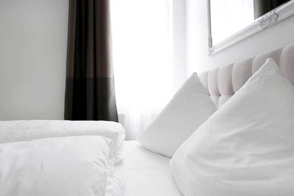 Sc 06 By Rockchair Apartments L Superhost Status L 4 Bedrooms Boxspringbeds 2 Bathrooms Balcony Elevator - Cozy Family & Business Flair Welcomes You! Berlijn Buitenkant foto