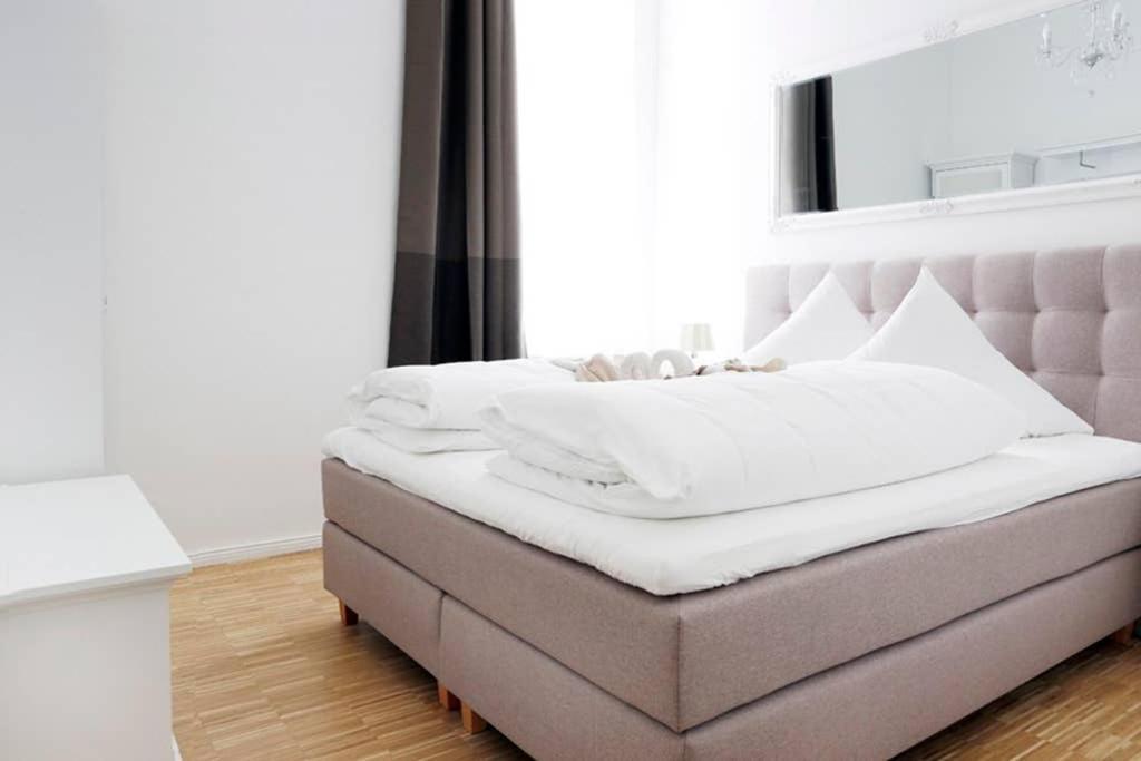 Sc 06 By Rockchair Apartments L Superhost Status L 4 Bedrooms Boxspringbeds 2 Bathrooms Balcony Elevator - Cozy Family & Business Flair Welcomes You! Berlijn Buitenkant foto