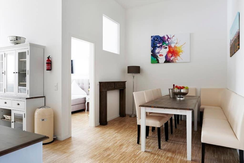 Sc 06 By Rockchair Apartments L Superhost Status L 4 Bedrooms Boxspringbeds 2 Bathrooms Balcony Elevator - Cozy Family & Business Flair Welcomes You! Berlijn Buitenkant foto