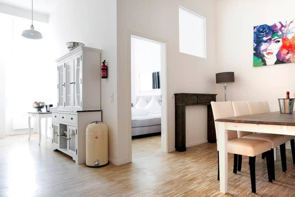 Sc 06 By Rockchair Apartments L Superhost Status L 4 Bedrooms Boxspringbeds 2 Bathrooms Balcony Elevator - Cozy Family & Business Flair Welcomes You! Berlijn Buitenkant foto